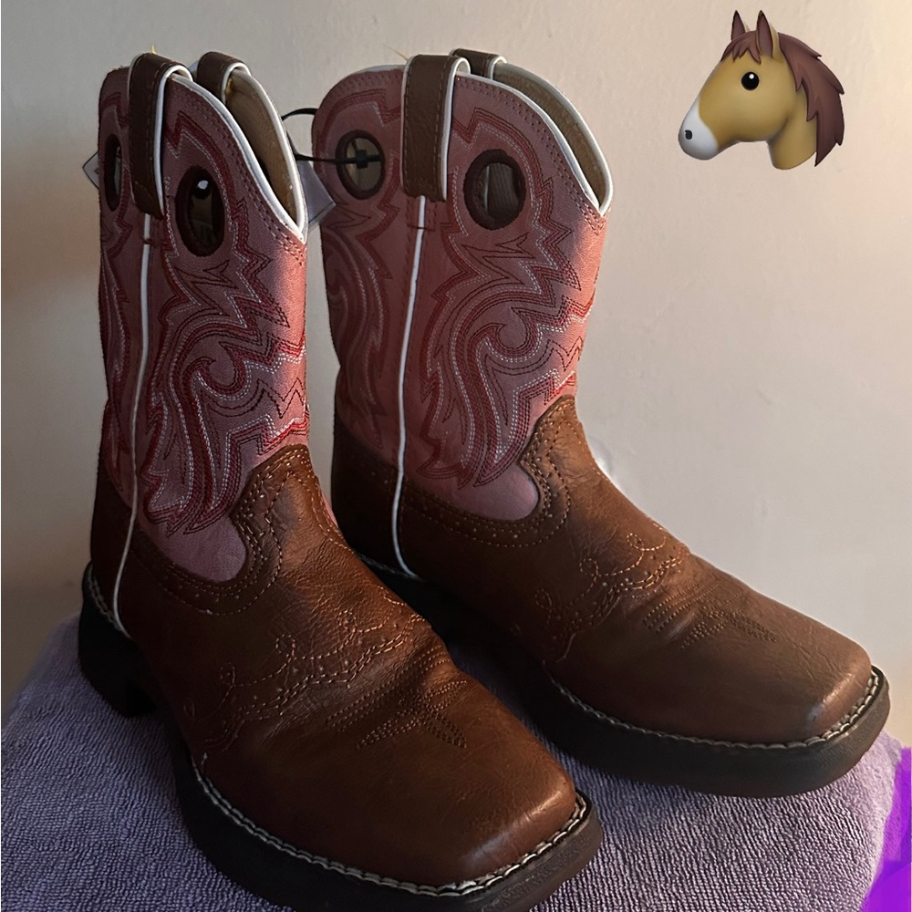 DURANGO Cowboy
Boots - Like New!